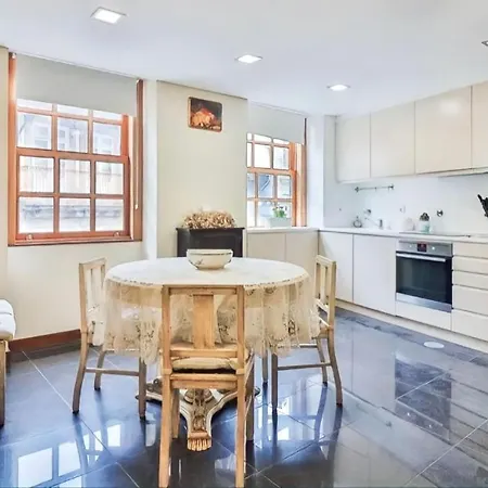 Apartamento 2 Quartos E 2 Casas De Banho